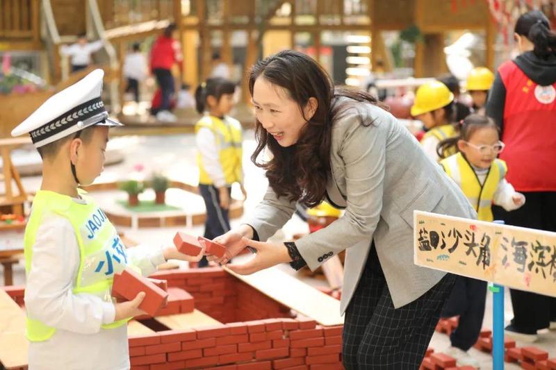 家庭教育指導(dǎo)師怎么培訓(xùn)_家庭教育指導(dǎo)師培訓(xùn)內(nèi)容_培訓(xùn)指導(dǎo)師家庭教育心得體會(huì)